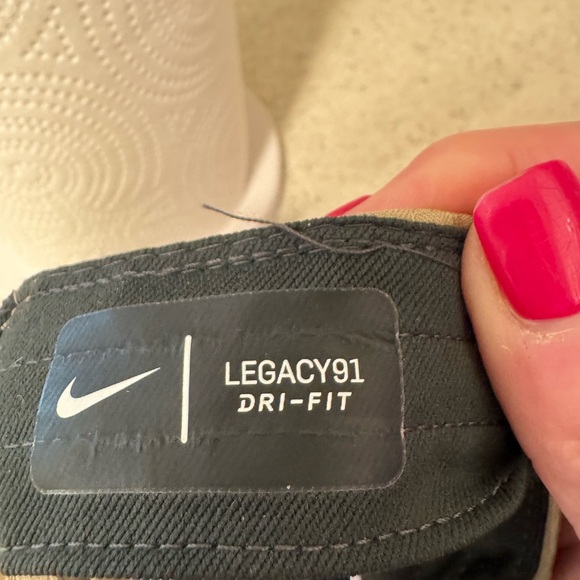 Nike Tan and White Classic Hat - Picture 9 of 10